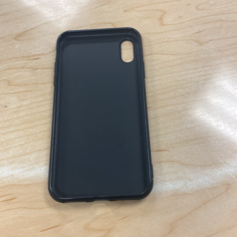 Pretty emo face case - Picture 3 of 3